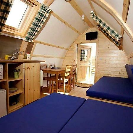 Causeway Coast Wigwams Hotel Бушмилс Екстериор снимка